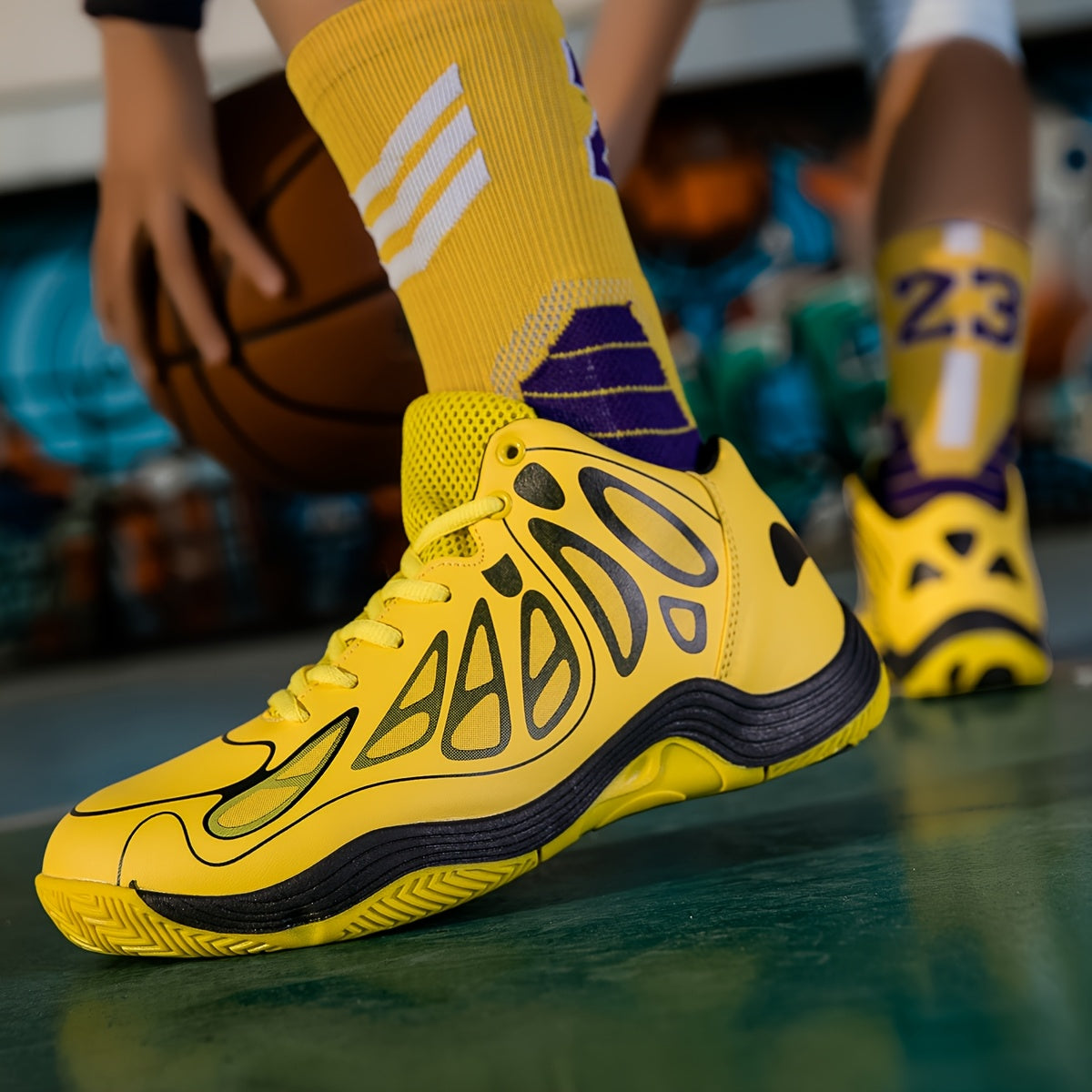 Men's Mid-Top Sneakers – Stylish & Comfortable for All-Season Wear