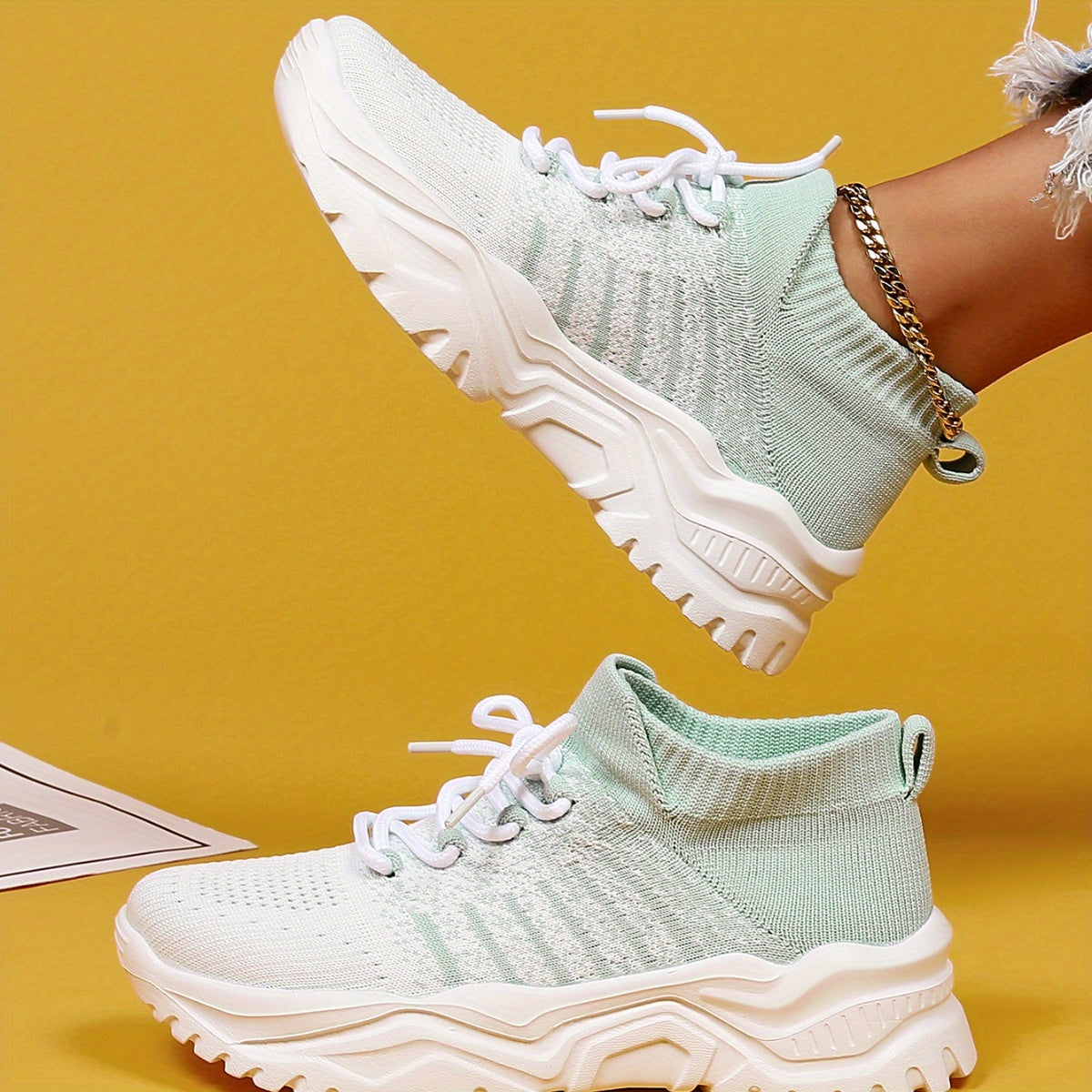 Women's Minimalist Low-Top Sneakers – Lightweight, Breathable & Stylish