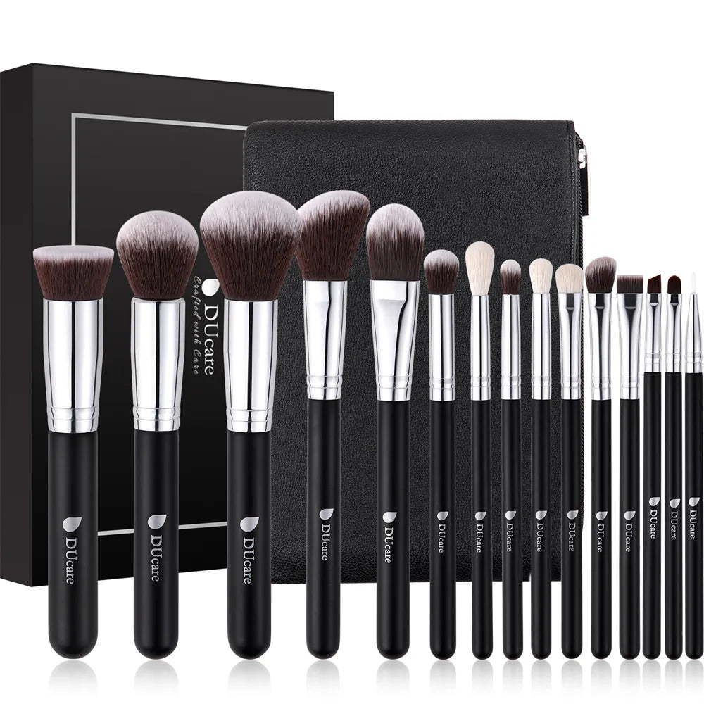 Professional Makeup Brush Set with Synthetic Bristles